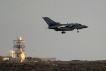 Британия нанесла первую серию авиаударов по объектам боевиков ИГ