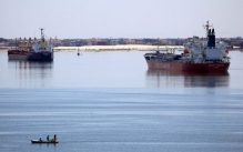 В Египте 11 рыбаков погибли при столкновении судна с контейнеровозом